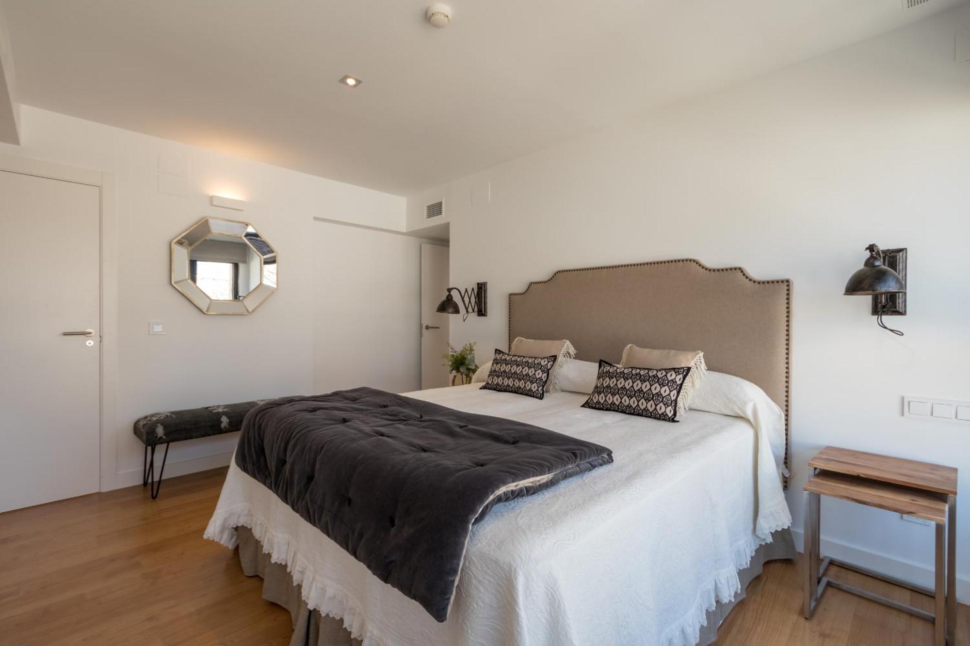 גרנדה Chezmoihomes Plaza Nueva Premium מראה חיצוני תמונה